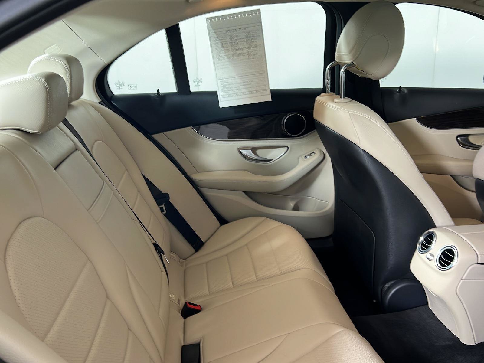 Used 2016 Mercedes-Benz C 300 4MATIC Sedan image 39