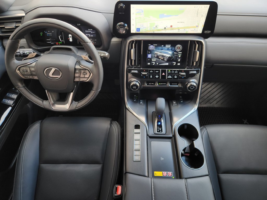 Certified 2026 Lexus LX 700h Luxury w/ Appearance Package AWD/4WD image 27