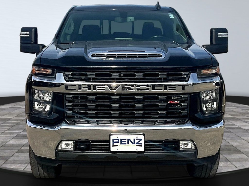Used 2020 Chevrolet Silverado 2500 LT w/ Convenience Package AWD/4WD image 2