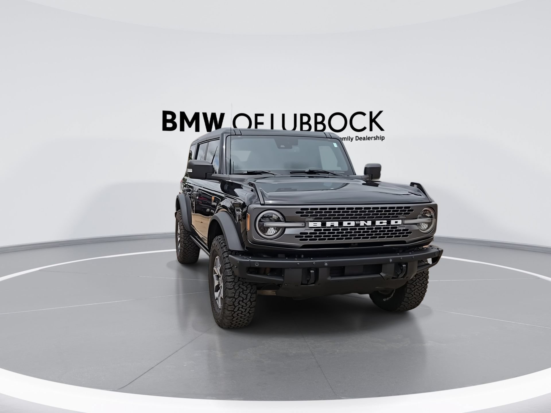 Used 2024 Ford Bronco Badlands AWD/4WD image 2