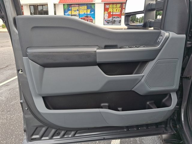 Used 2023 Ford F150 XLT w/ Trailer Tow Package AWD/4WD image 12
