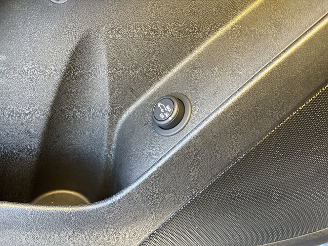 Certified 2024 Chevrolet Equinox LT FWD image 23