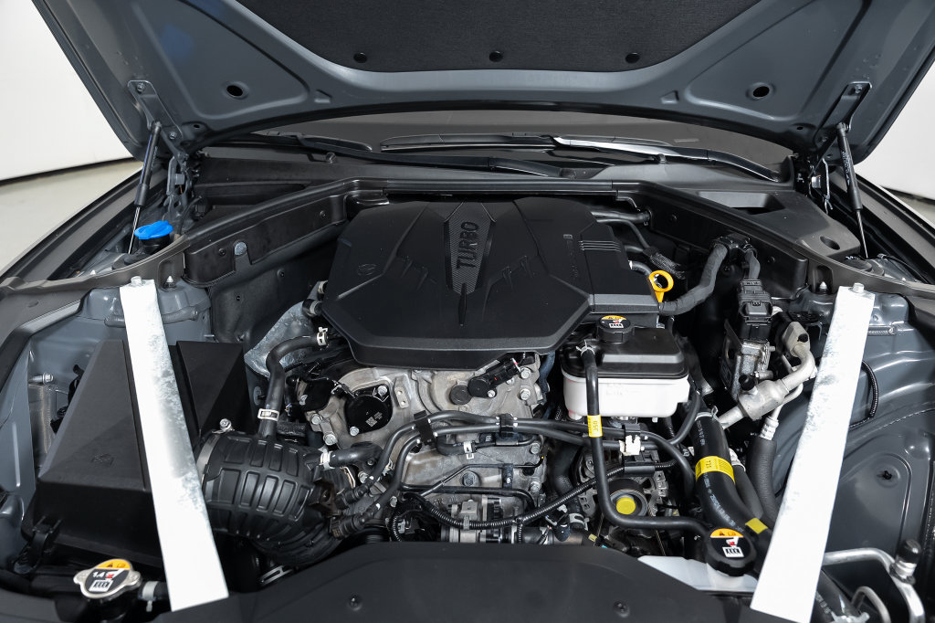 Used 2026 Genesis G70 2.5T RWD image 39