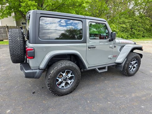 Used 2022 Jeep Wrangler Rubicon w/ LED Lighting Group AWD/4WD image 3