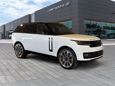 New 2026 Land Rover Range Rover SE image 7