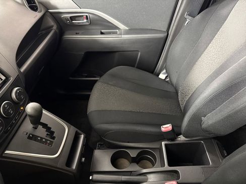 Used 2012 MAZDA MAZDA5 Sport image 18