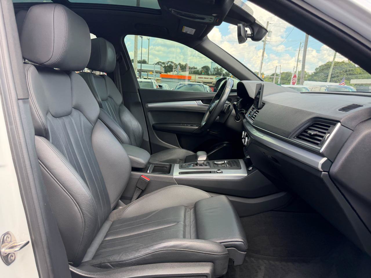 Used 2020 Audi Q5 2.0T Premium AWD/4WD image 25