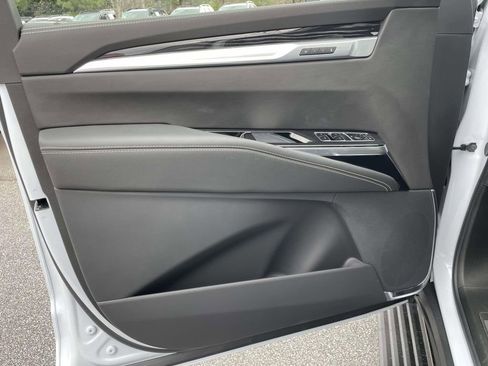 New 2026 Cadillac Escalade ESV Sport w/ Touring Package image 17