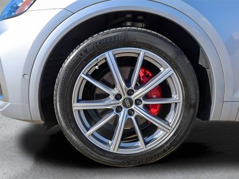 Used 2023 Audi SQ5 Prestige w/ Prestige Package image 27