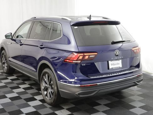 Used 2024 Volkswagen Tiguan SE AWD/4WD image 15