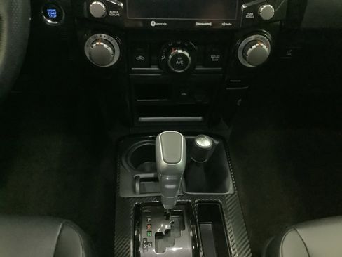 Certified 2022 Toyota 4Runner TRD Off-Road Premium w/ Moonroof Package image 11