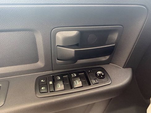 Used 2011 RAM 2500 ST w/ ST Popular Equipment Group RWD image 15