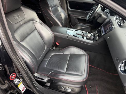 Used 2014 Jaguar XJ R LWB RWD image 51
