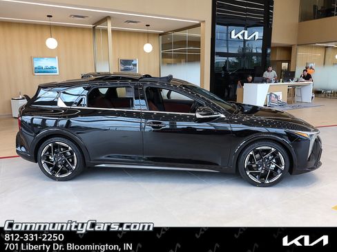 New 2026 Kia K4 GT-Line w/ GT-Line Premium Package FWD image 9