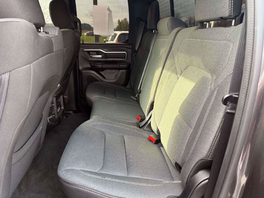 Used 2024 RAM 1500 Big Horn AWD/4WD image 10