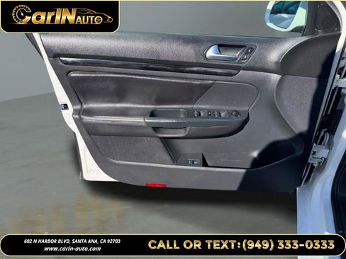 Used 2012 Volkswagen Jetta SE image 16