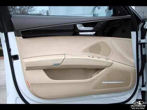 Used 2015 Audi A8 L 3.0T w/ Premium Package image 37