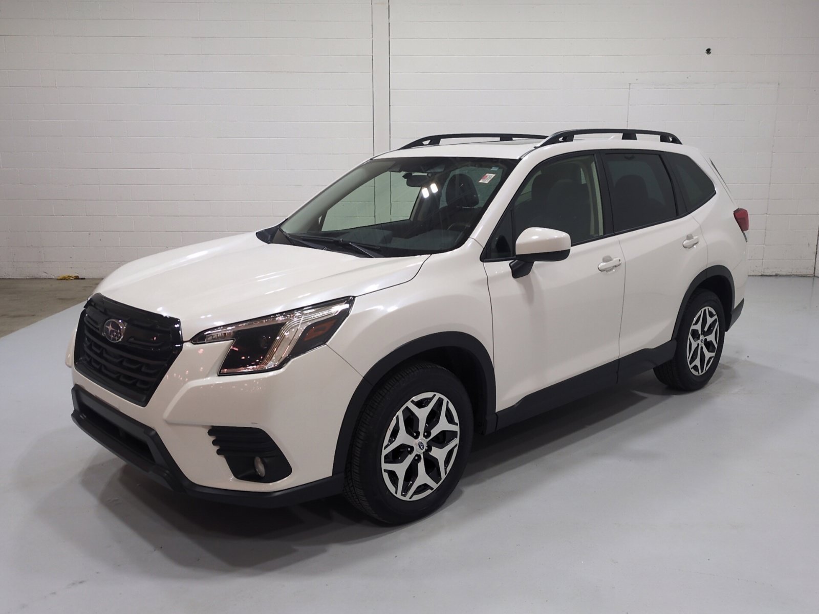 Used 2023 Subaru Forester Premium AWD/4WD image 7