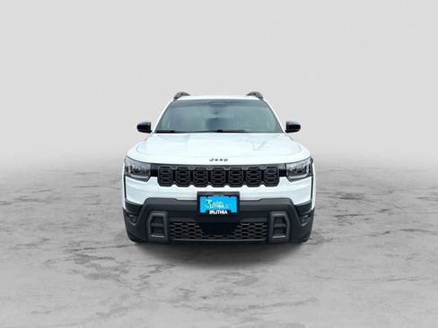 Used 2026 Jeep Cherokee Limited image 3