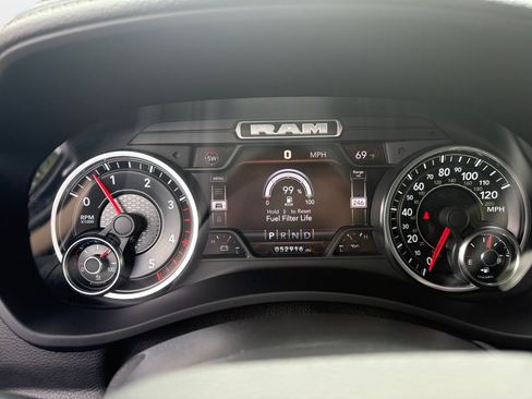 Used 2022 RAM 3500 Laramie AWD/4WD image 14
