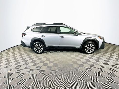Certified 2025 Subaru Outback Limited AWD/4WD image 11