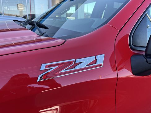 Used 2023 Chevrolet Silverado 1500 RST image 4