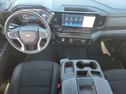Used 2022 Chevrolet Silverado 1500 LT image 10