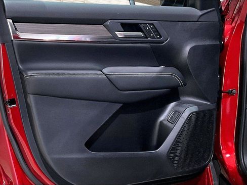 New 2026 GMC Terrain Denali AWD/4WD image 9