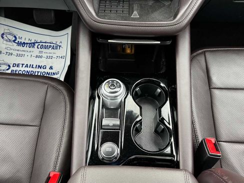 Used 2025 Ford Explorer Platinum w/ LUX Leather Package image 27