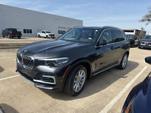 Used 2023 BMW X5 xDrive40i w/ Premium Package image 6