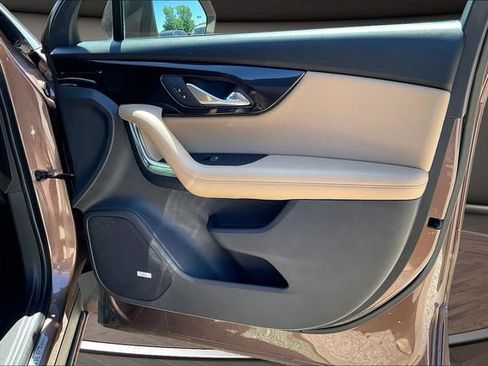 Used 2019 Chevrolet Blazer Premier w/ Driver Confidence II Package FWD image 22