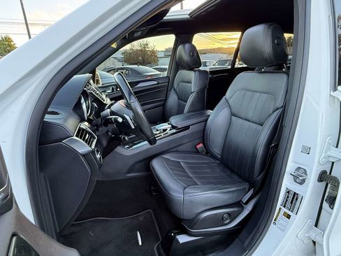 Used 2019 Mercedes-Benz GLS 450 4MATIC image 4