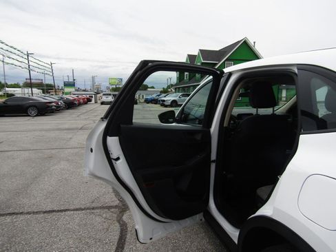 Used 2020 Ford Escape S AWD/4WD image 18