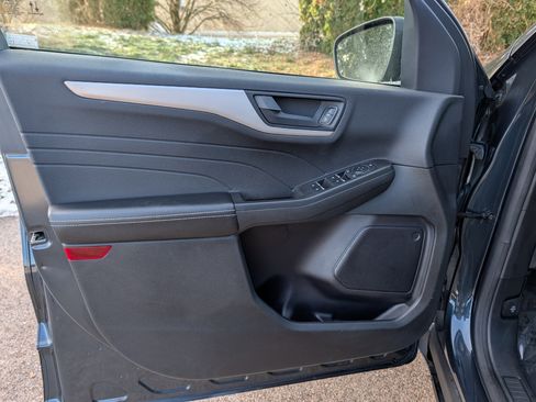 Used 2022 Ford Escape SE w/ Convenience Package image 29