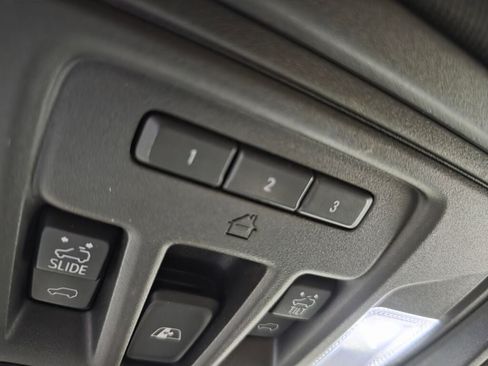 Used 2019 GMC Sierra 1500 AT4 w/ AT4 Preferred Package AWD/4WD image 22
