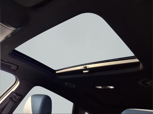 Used 2023 Buick Enclave Essence w/ Experience Buick Package image 19