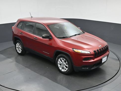 Used 2014 Jeep Cherokee Sport w/ Cold Weather Group AWD/4WD image 56