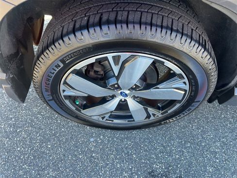 Used 2020 Subaru Forester Touring w/ Popular Package #2 image 18