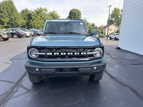 Used 2023 Ford Bronco Outer Banks AWD/4WD image 2