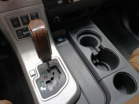 Used 2012 Toyota Sequoia Platinum AWD/4WD image 68