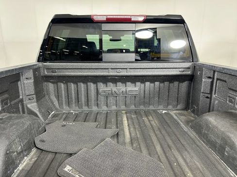 Used 2023 GMC Sierra 1500 SLT w/ SLT Premium Plus Package AWD/4WD image 26