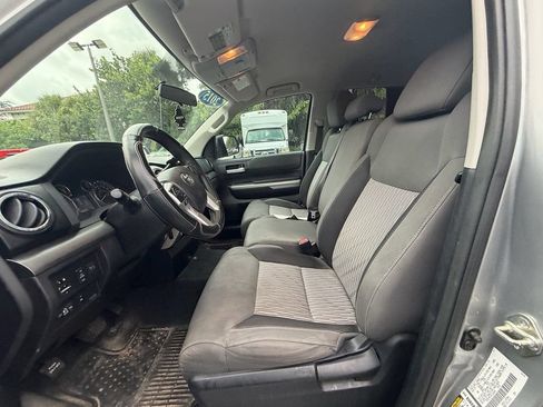 Used 2015 Toyota Tundra SR5 RWD image 9