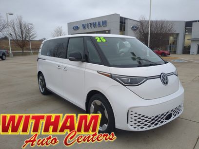 New 2025 Volkswagen ID. Buzz Pro S