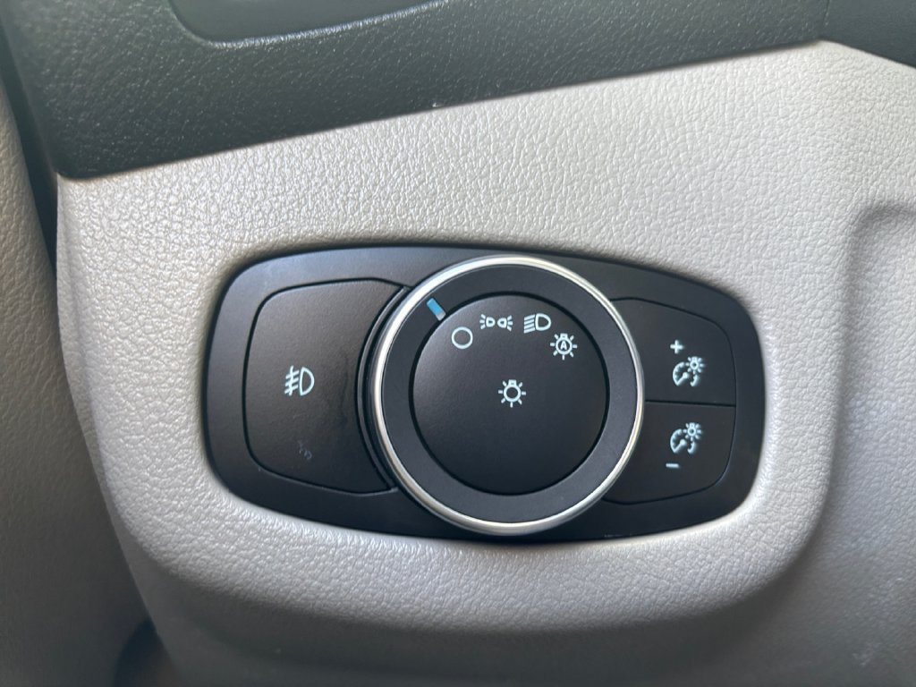 Used 2022 Ford Transit Connect XLT FWD image 26