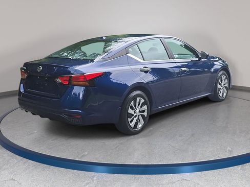Used 2019 Nissan Altima 2.5 S FWD image 5