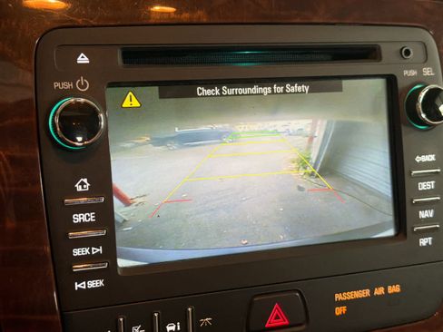 Used 2013 Buick Enclave Premium AWD/4WD image 20
