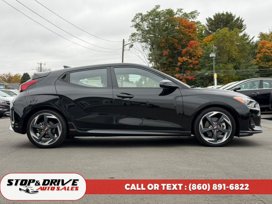 Used 2020 Hyundai Veloster Turbo FWD image 4