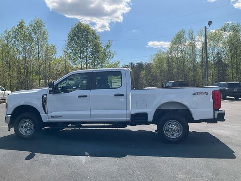 New 2026 Ford F250 XL AWD/4WD image 8