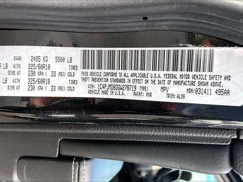 Used 2016 Jeep Cherokee Limited AWD/4WD image 3