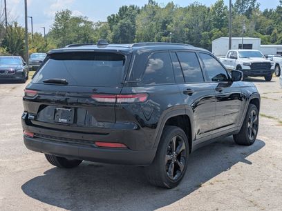 Used 2023 Jeep Grand Cherokee Altitude